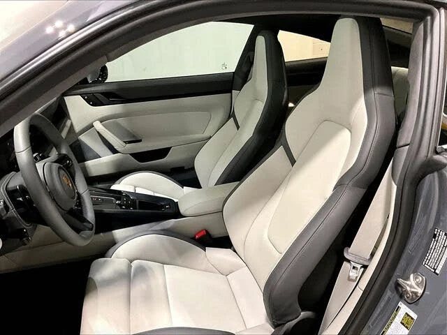 2025 Porsche 992 Carrera GTS - Image 5 of 31