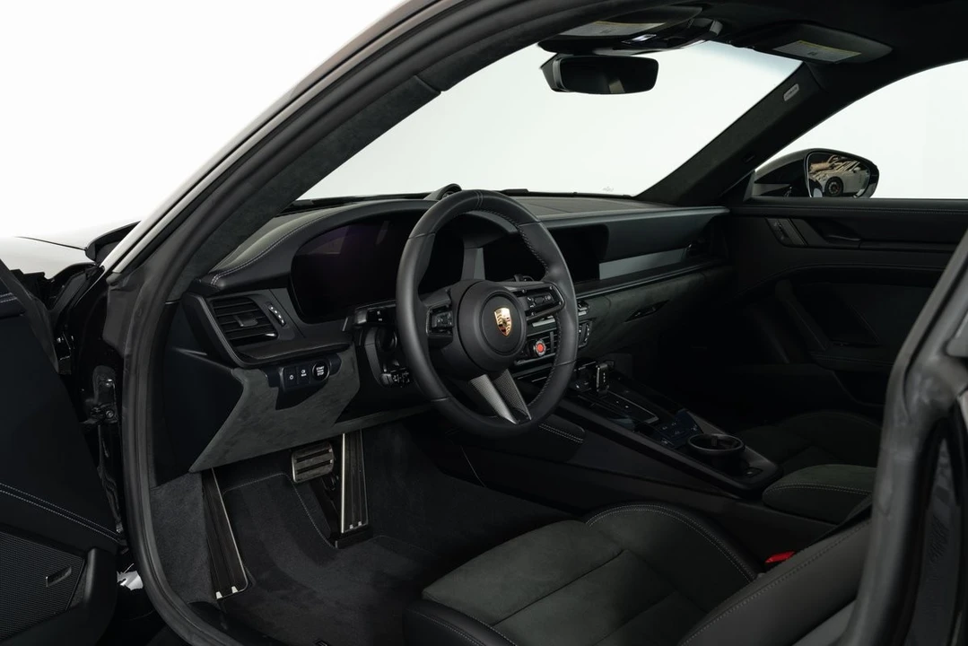 2025 Porsche 992 Carrera GTS - Image 11 of 21