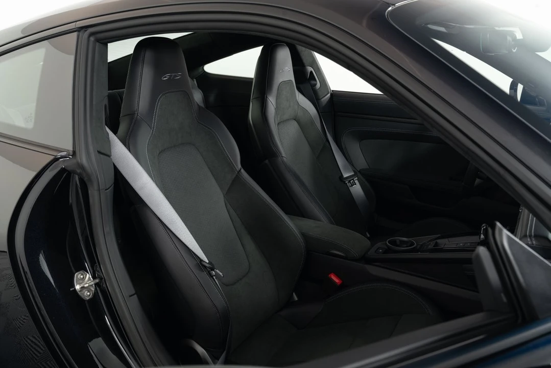 2025 Porsche 992 Carrera GTS - Image 17 of 21