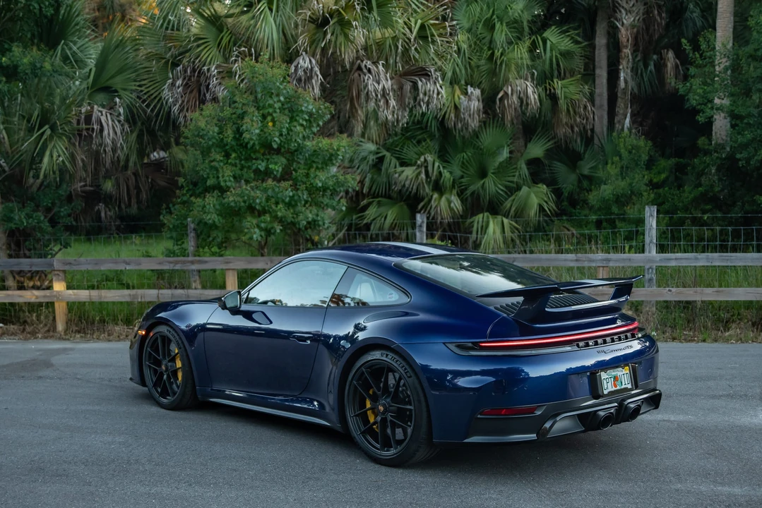 2025 Porsche 992 Carrera GTS - Image 7 of 31