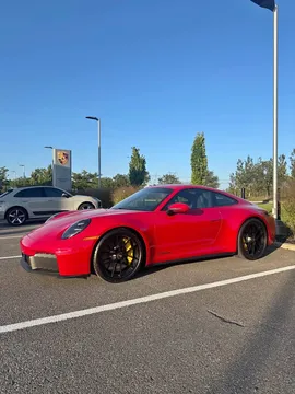 2025 Porsche 911 Carrera GTS