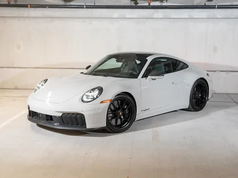 2025 Porsche 911 Carrera GTS