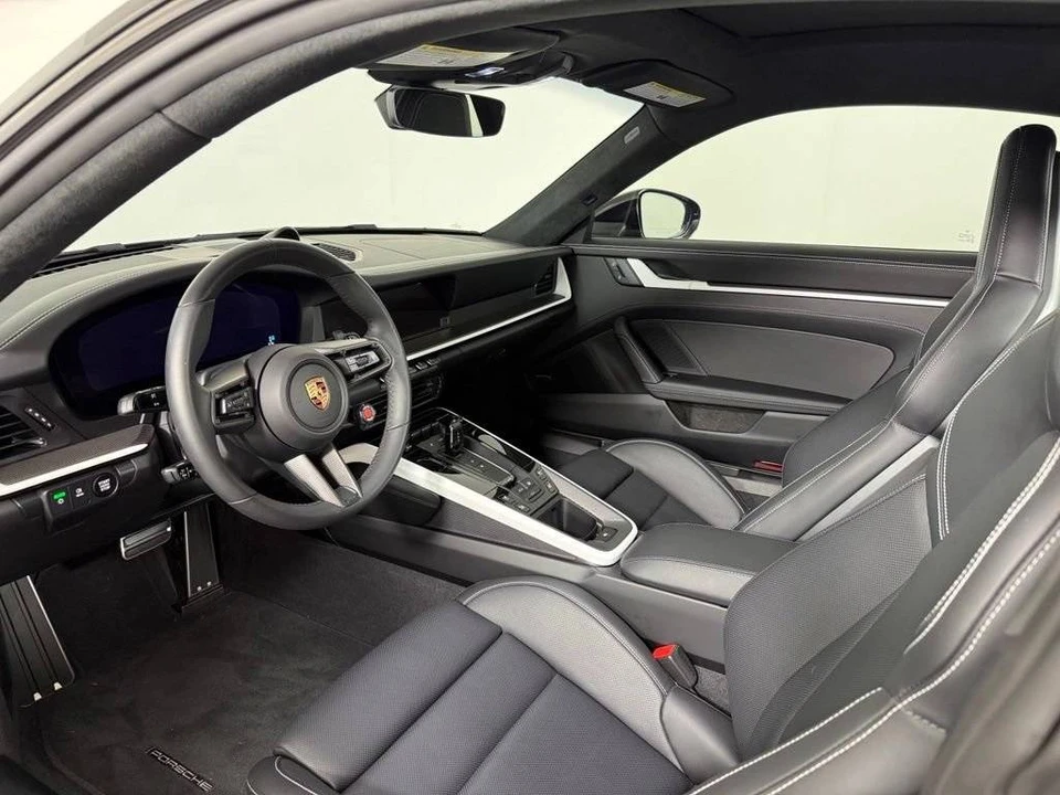 2025 Porsche 992 Carrera GTS - Image 4 of 5