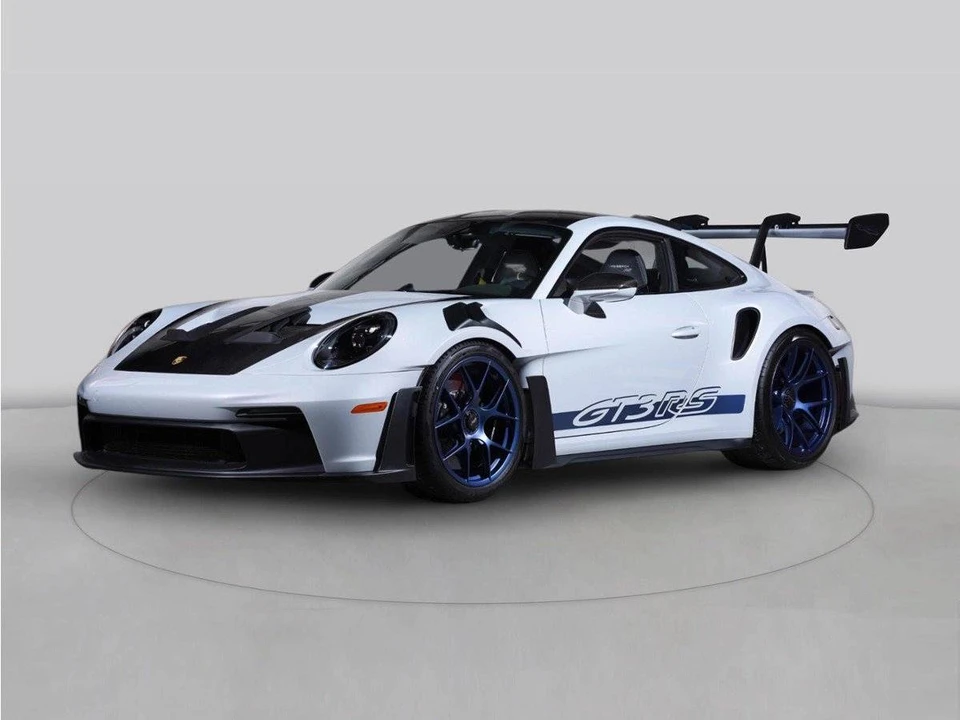 2025 Porsche 992 Carrera GTS - Image 4 of 4