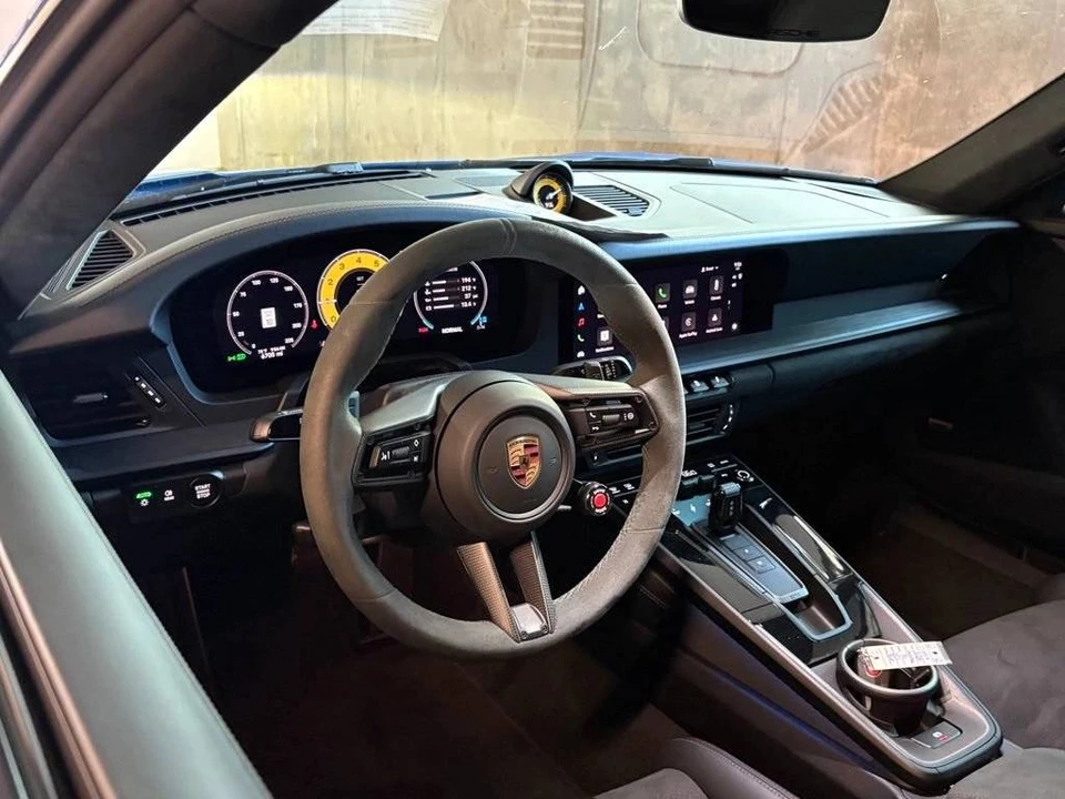2025 Porsche 992 Carrera GTS - Image 5 of 5