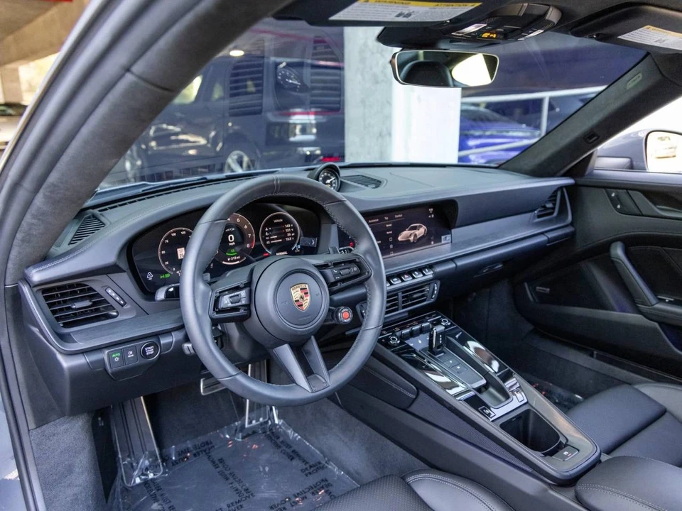 2025 Porsche 992 Carrera GTS - Image 4 of 5