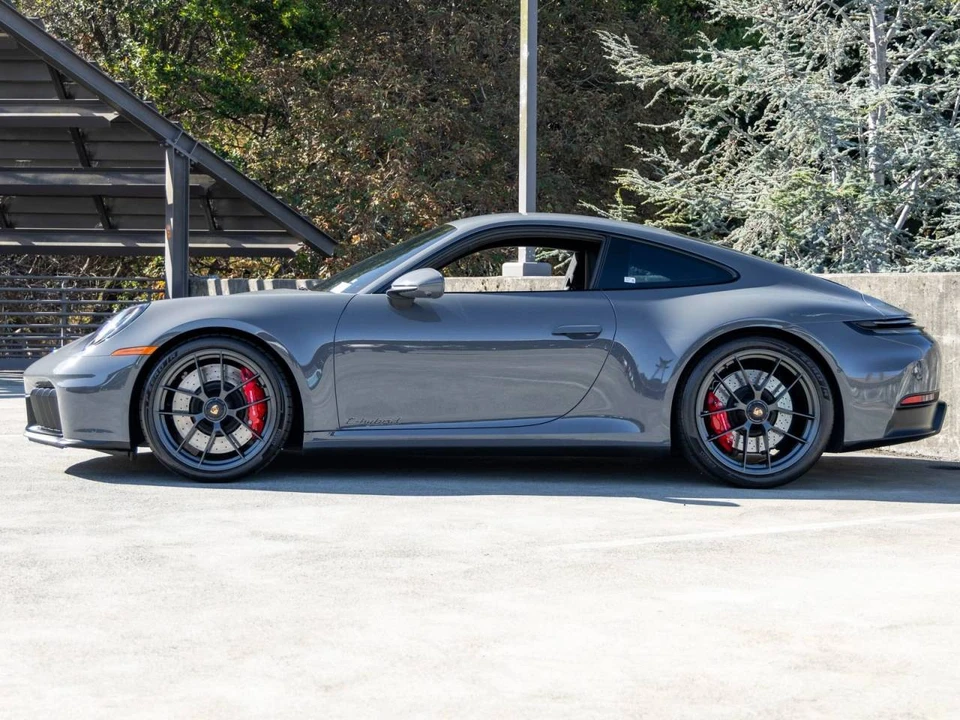 2025 Porsche 992 Carrera GTS - Image 2 of 5