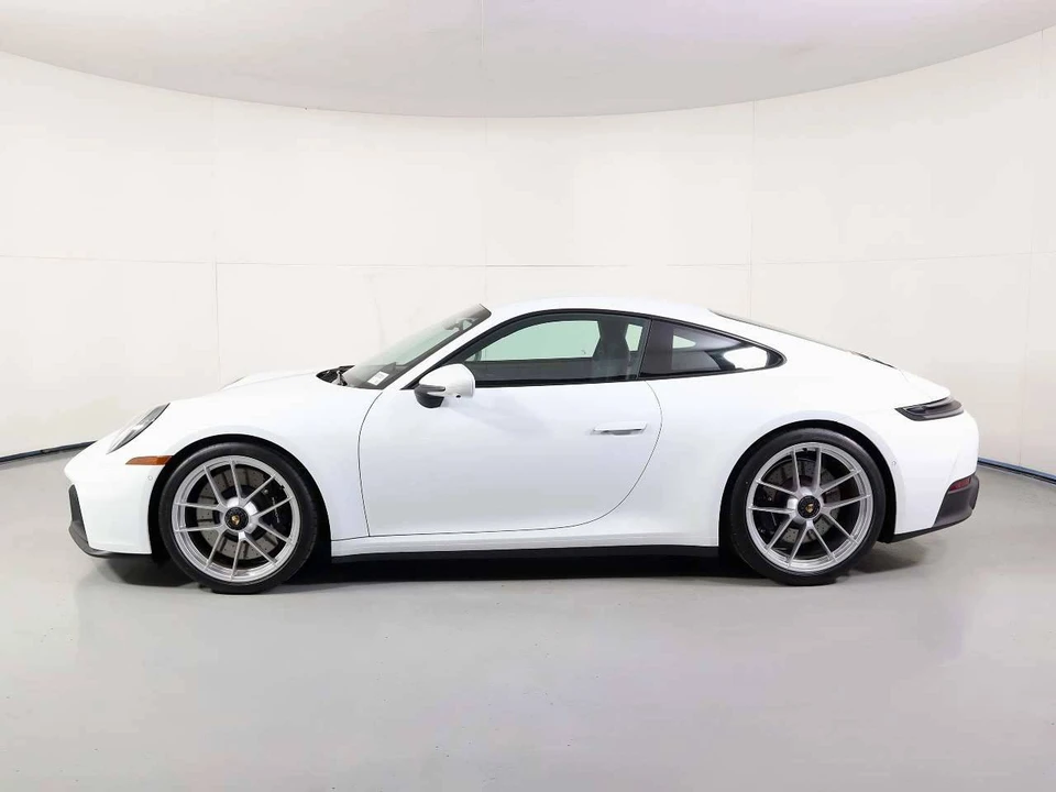 2025 Porsche 992 Carrera GTS - Image 2 of 5