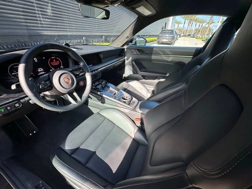 2025 Porsche 992 Carrera GTS - Image 4 of 5
