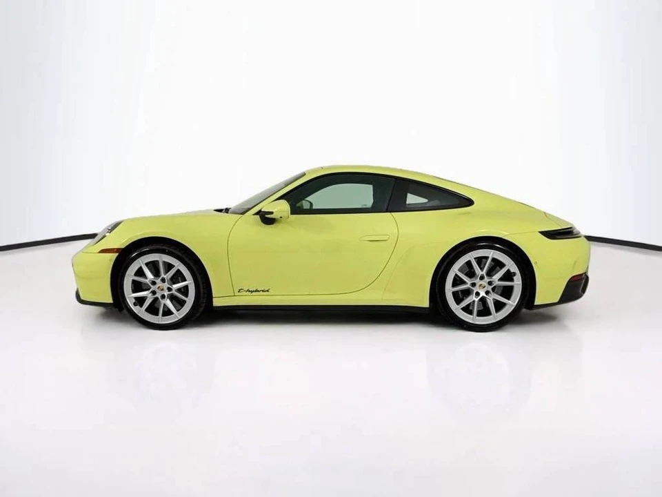 2025 Porsche 992 Carrera GTS - Image 2 of 4