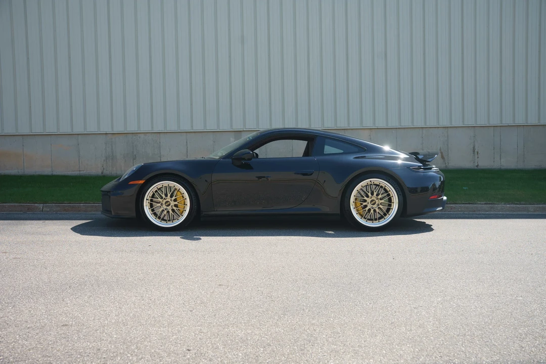 2025 Porsche 992 Carrera GTS - Image 20 of 31