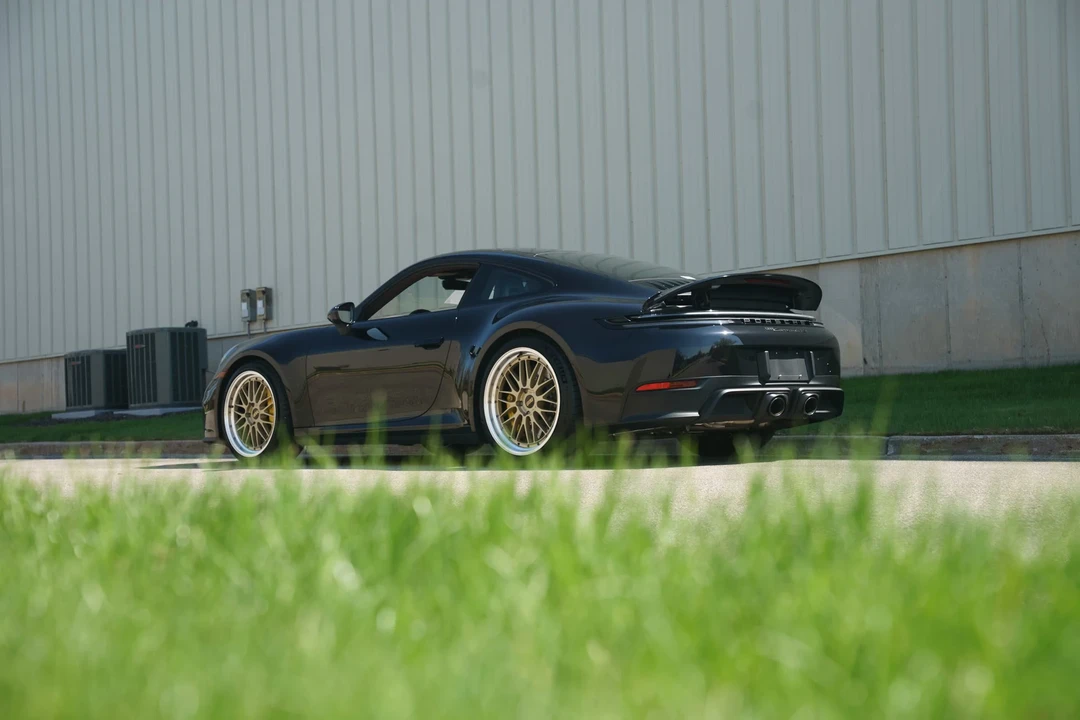 2025 Porsche 992 Carrera GTS - Image 23 of 31