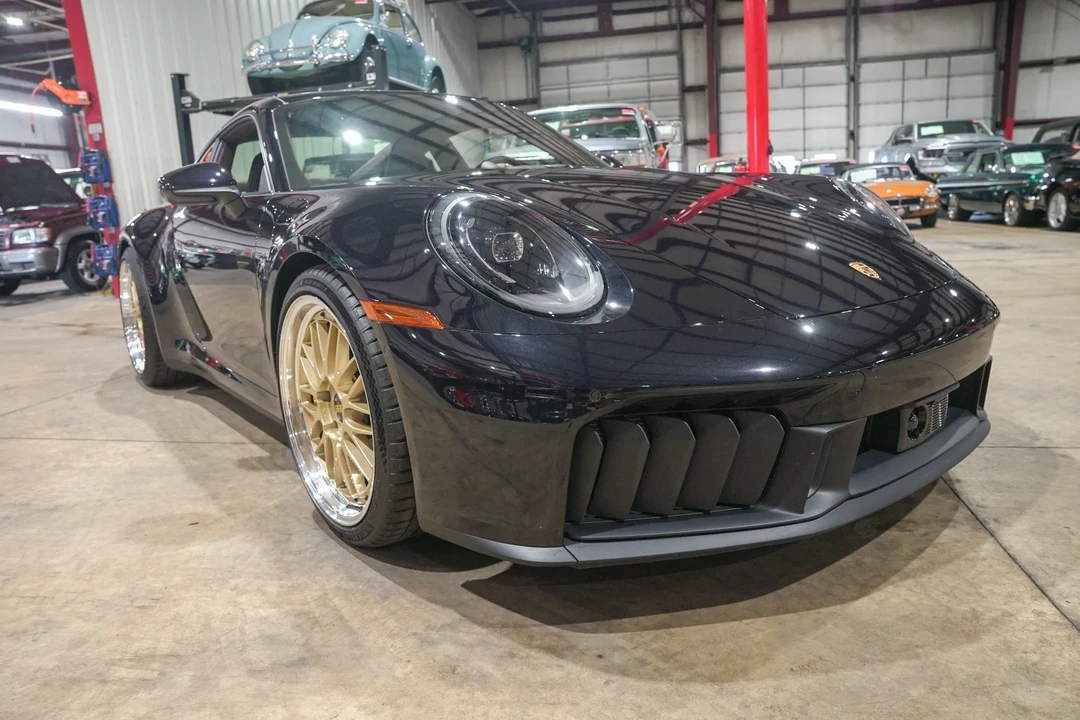 2025 Porsche 992 Carrera GTS - Image 15 of 31