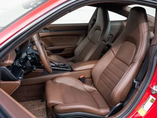 2025 Porsche 992 Carrera GTS - Image 5 of 5