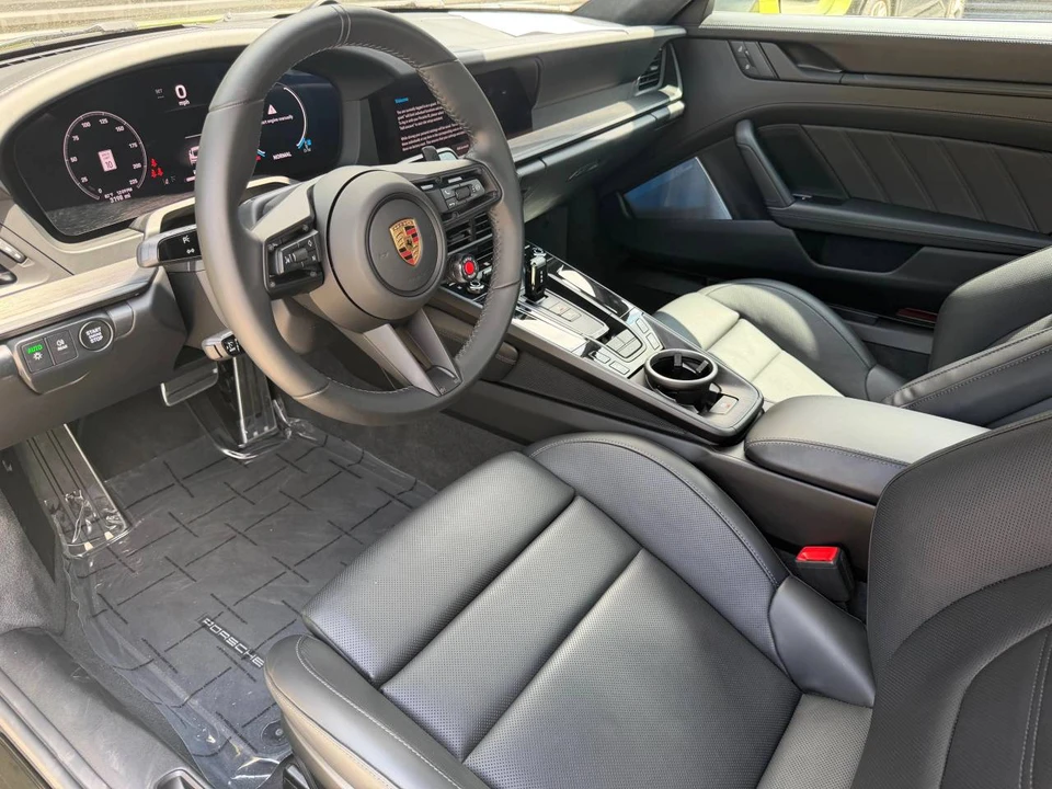 2025 Porsche 992 Carrera GTS - Image 4 of 5