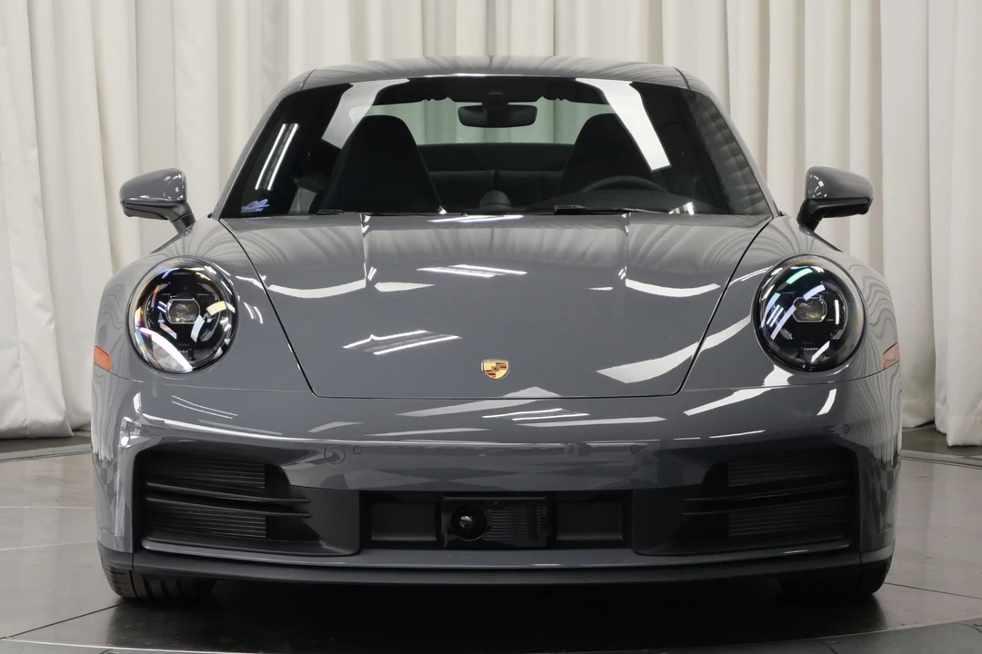 2025 Porsche 992 Carrera - Image 4 of 21