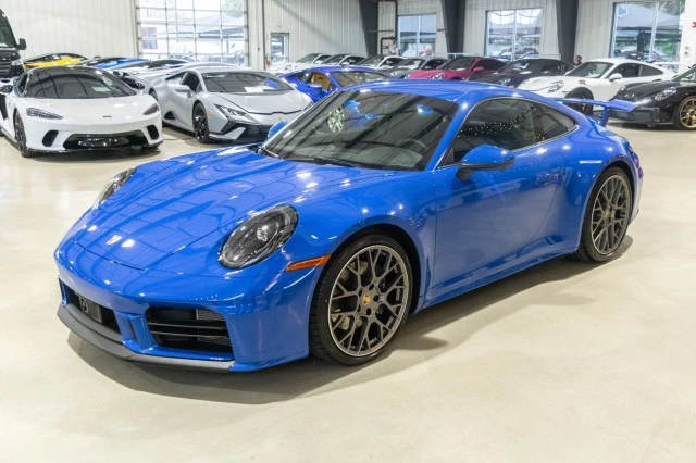 2025 Porsche 992 Carrera - Image 3 of 30