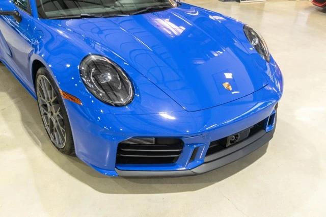 2025 Porsche 992 Carrera - Image 7 of 30