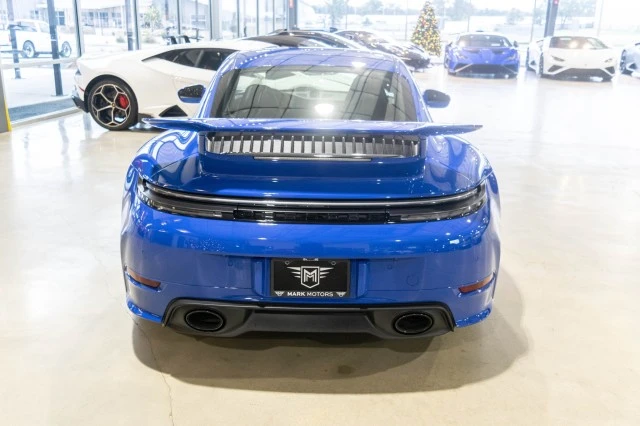 2025 Porsche 992 Carrera - Image 15 of 30
