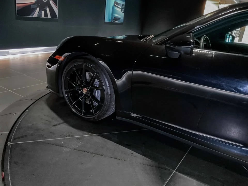 2025 Porsche 992 Carrera - Image 8 of 19