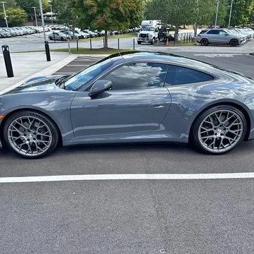 2025 Porsche 911 Carrera