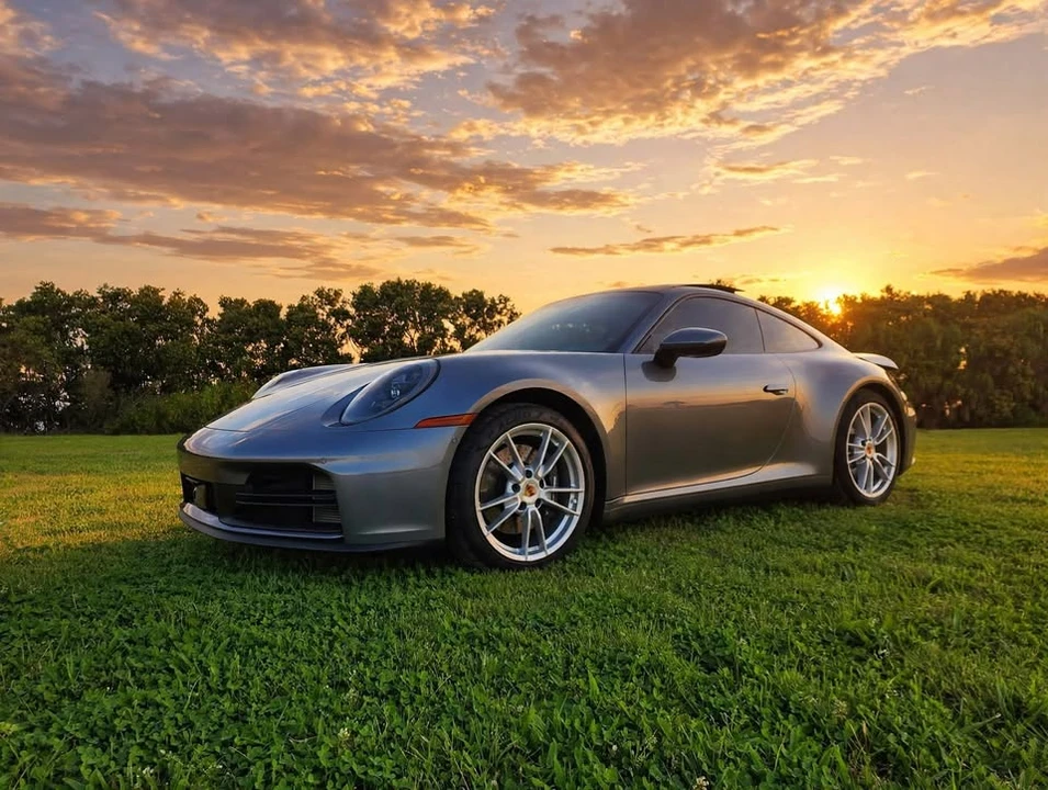 2025 Porsche 992 Carrera - Image 6 of 20