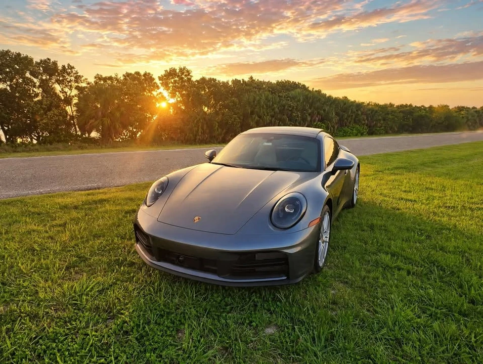 2025 Porsche 992 Carrera - Image 3 of 20