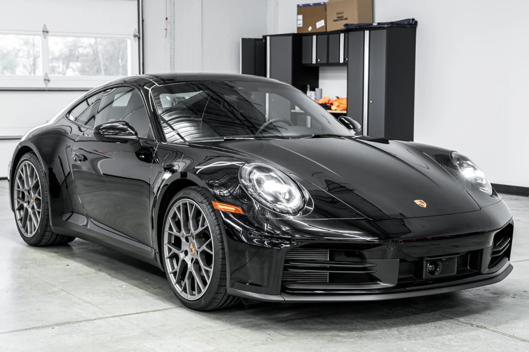 2025 Porsche 992 Carrera - Image 3 of 21