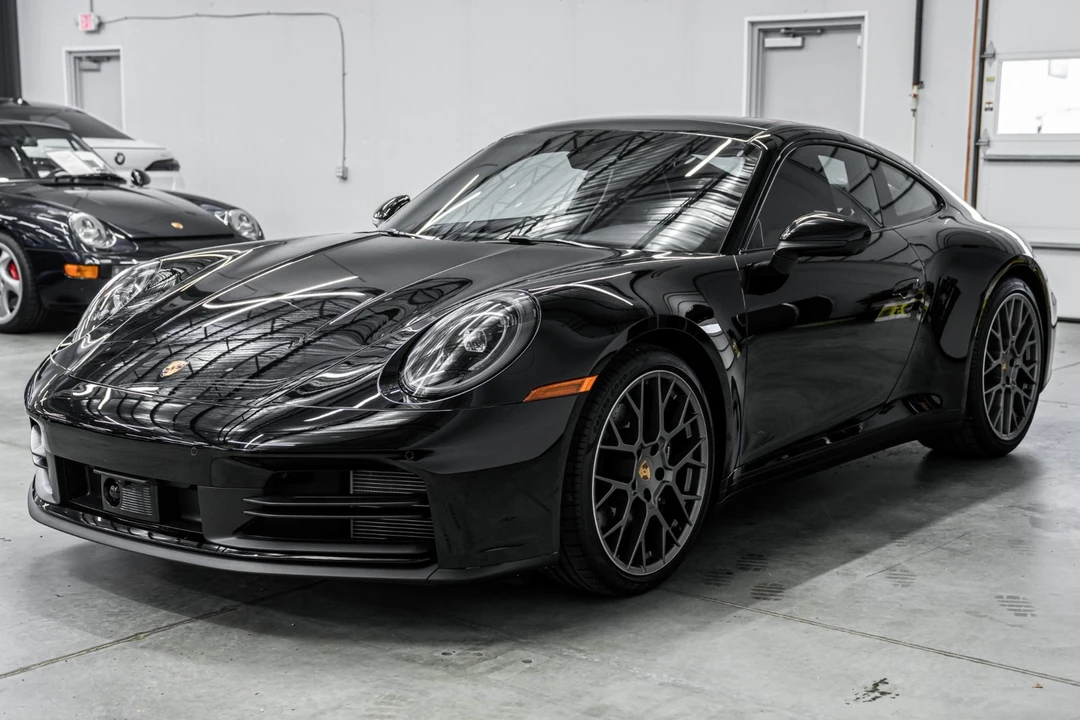2025 Porsche 992 Carrera - Image 5 of 21