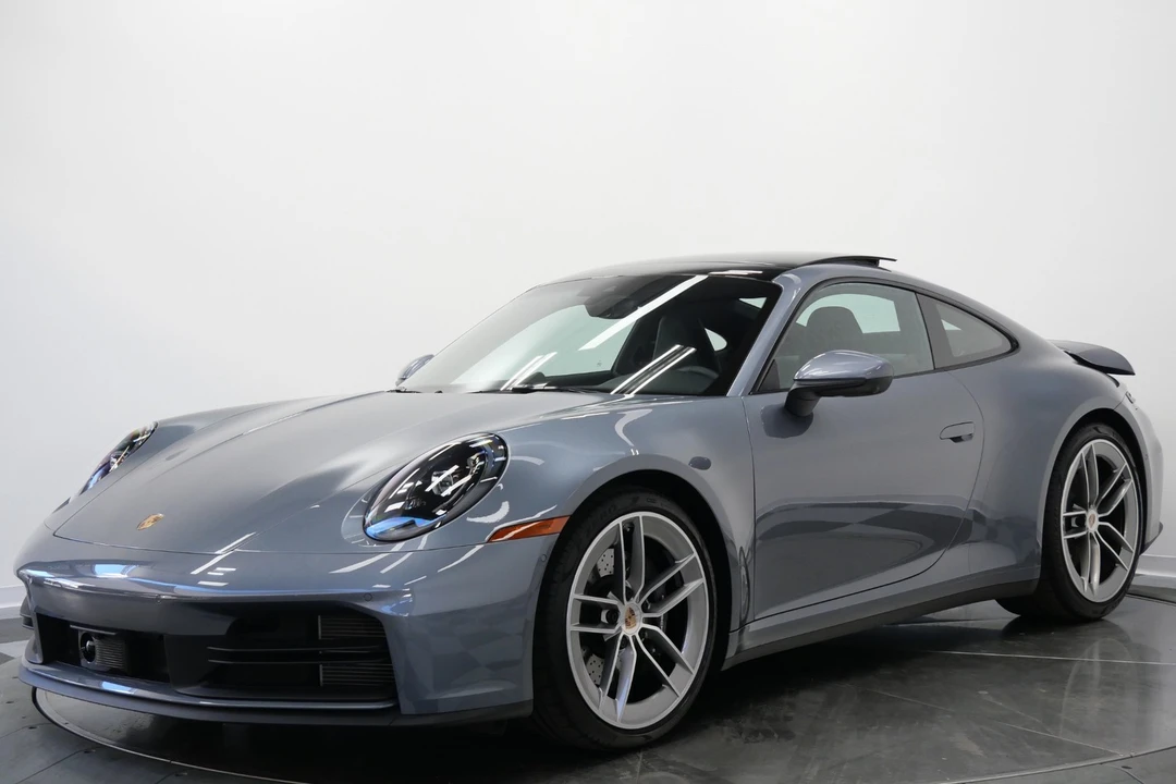 2025 Porsche 992 Carrera - Image 5 of 12