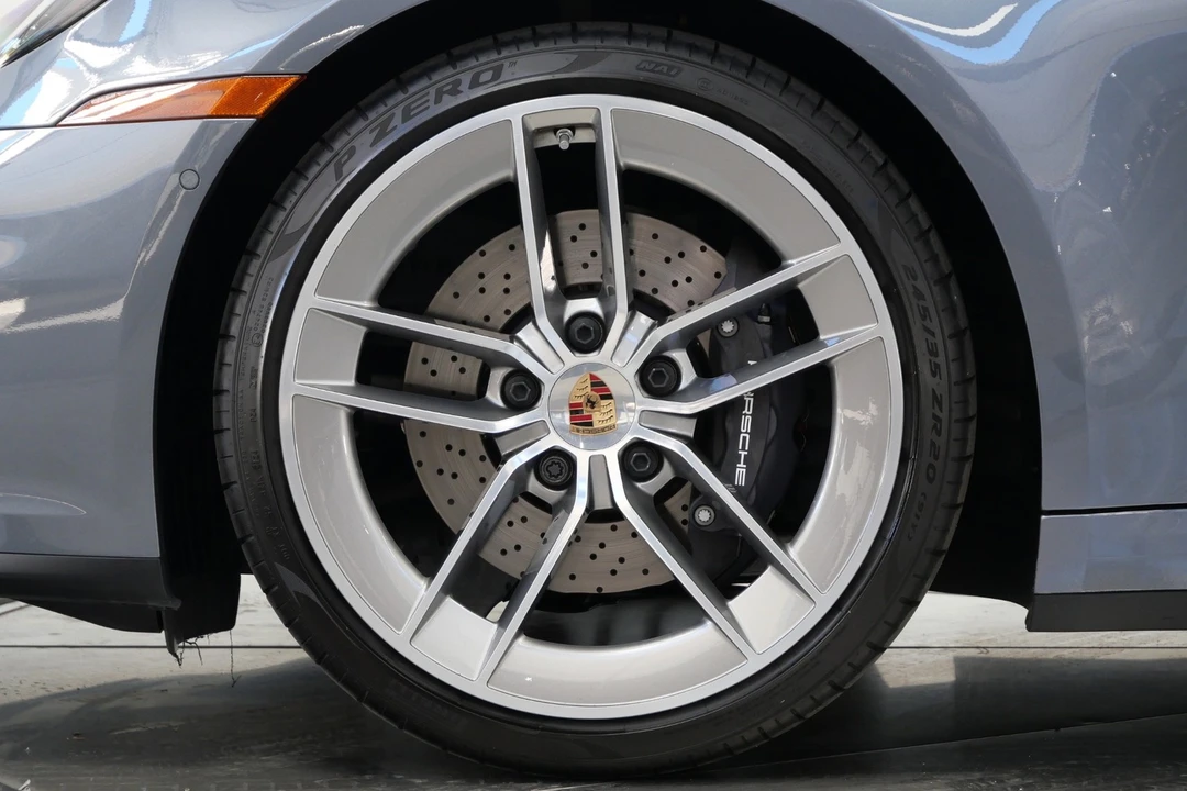 2025 Porsche 992 Carrera - Image 10 of 12