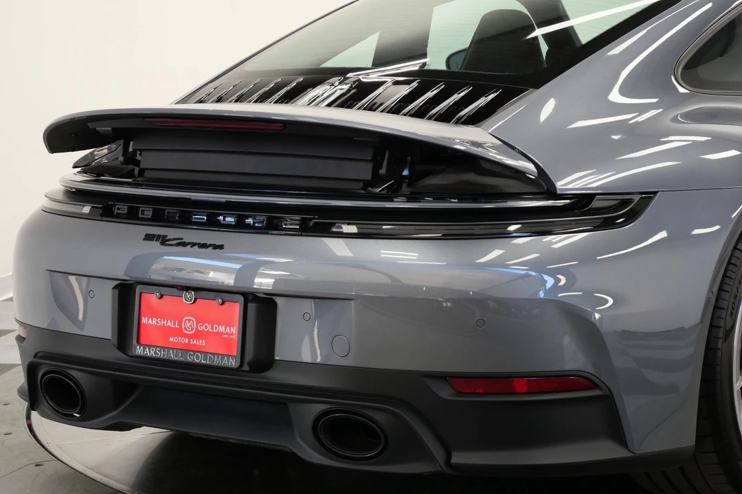 2025 Porsche 992 Carrera - Image 8 of 12