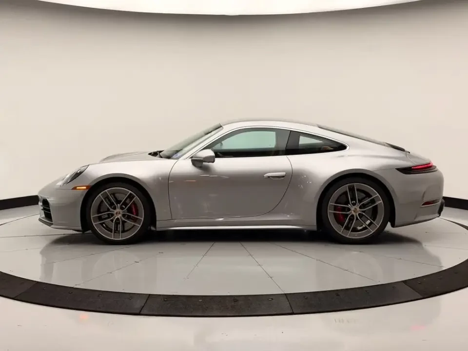2025 Porsche 992 Carrera S - Image 15 of 31