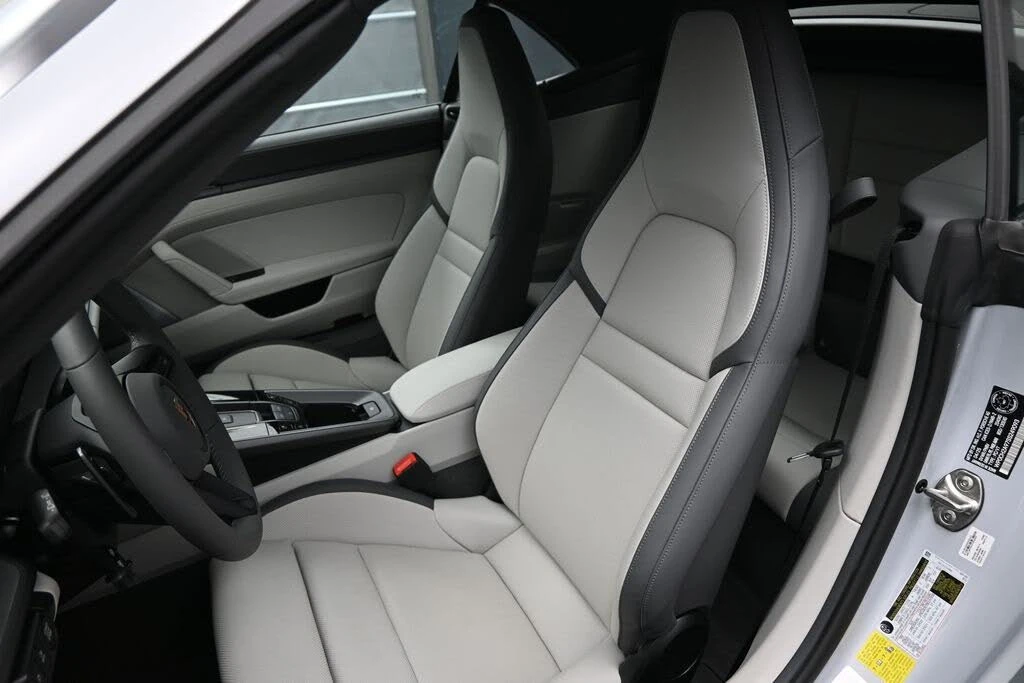 2025 Porsche 992 Carrera S - Image 5 of 31