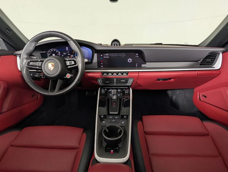 2025 Porsche 992 Carrera S - Image 19 of 31
