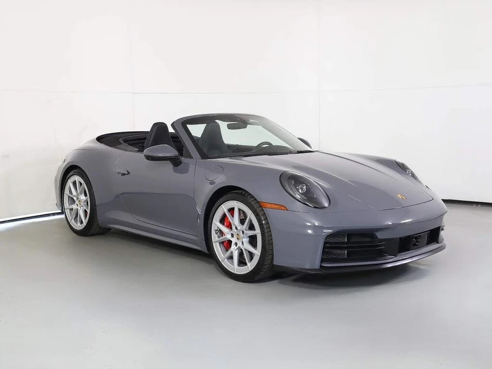 2025 Porsche 992 Carrera S - Image 9 of 29