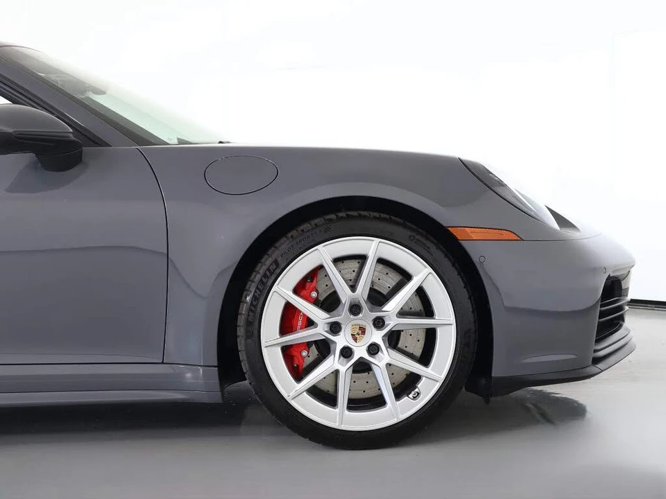 2025 Porsche 992 Carrera S - Image 11 of 29