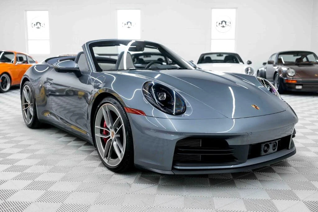 2025 Porsche 992 Carrera S - Image 5 of 31