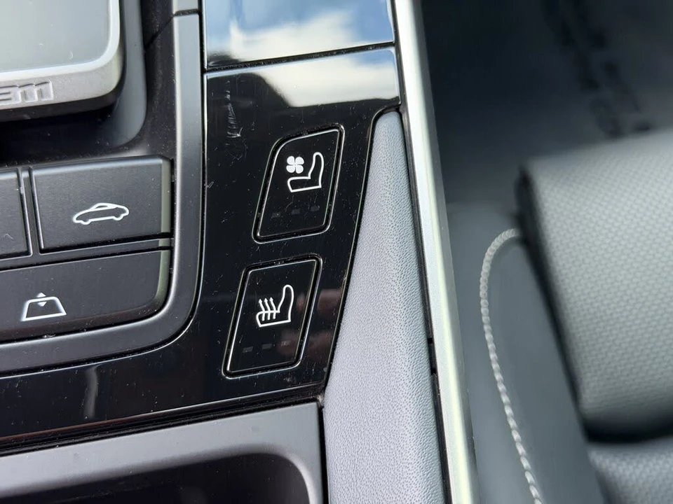 2025 Porsche 992 Carrera S - Image 28 of 31