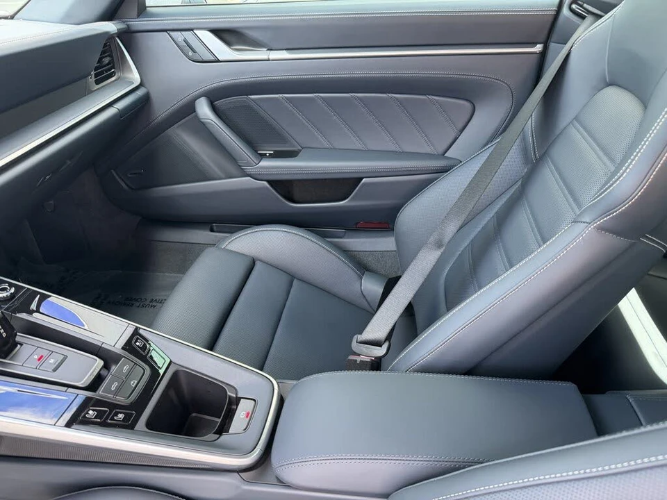 2025 Porsche 992 Carrera S - Image 3 of 31