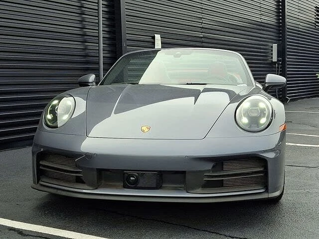 2025 Porsche 992 Carrera S - Image 10 of 31