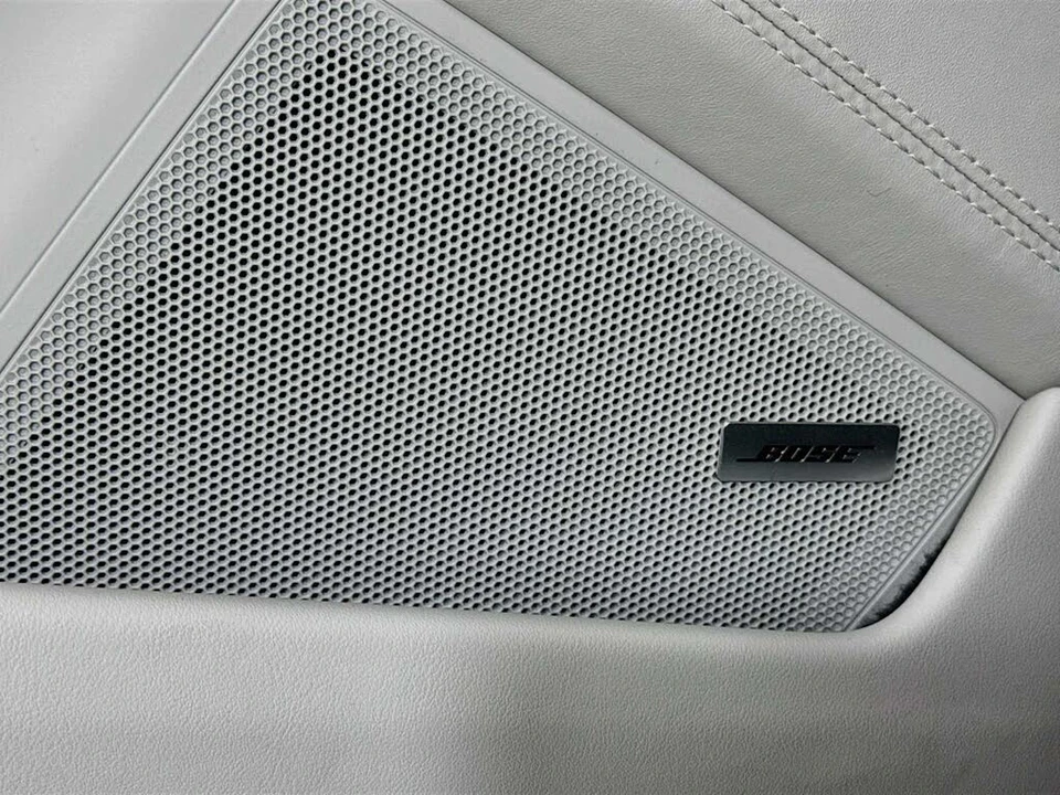 2025 Porsche 992 Carrera S - Image 11 of 30