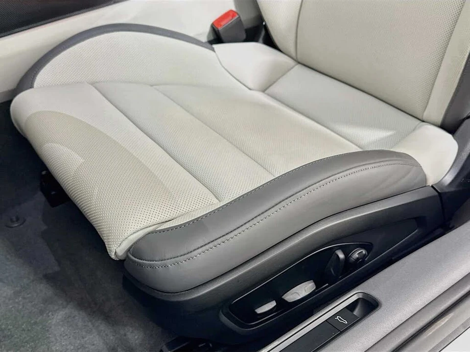 2025 Porsche 992 Carrera S - Image 12 of 30