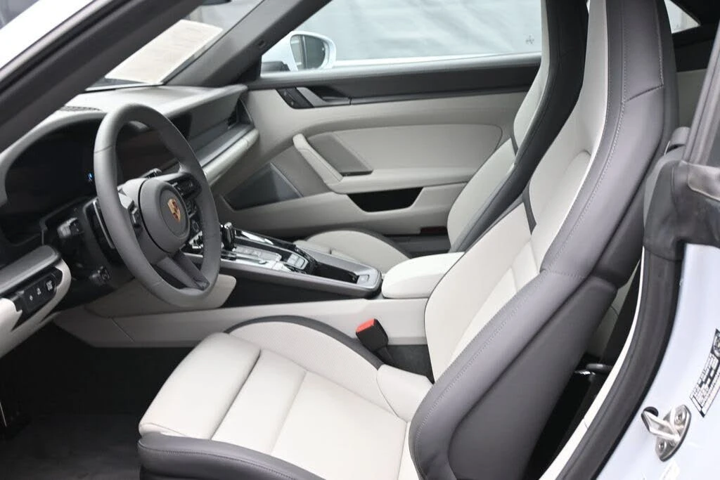 2025 Porsche 992 Carrera S - Image 6 of 31