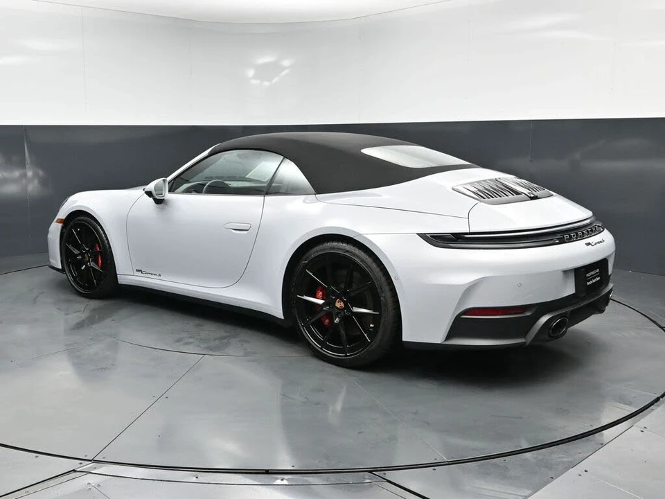 2025 Porsche 992 Carrera S - Image 3 of 31