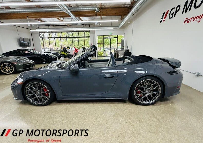 2025 Porsche 992 Carrera S - Image 28 of 31