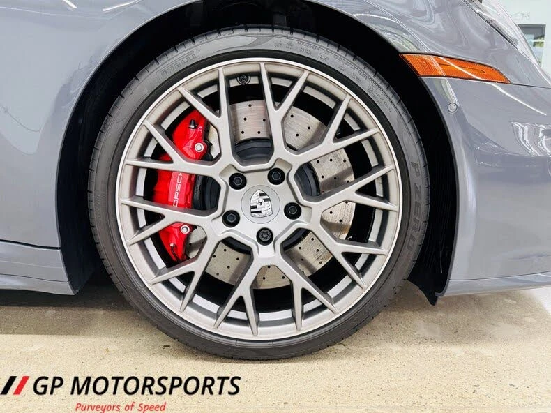 2025 Porsche 992 Carrera S - Image 16 of 31