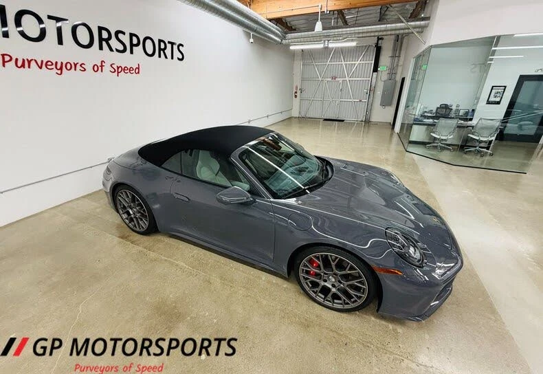2025 Porsche 992 Carrera S - Image 27 of 31