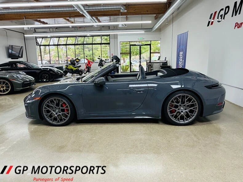 2025 Porsche 992 Carrera S - Image 8 of 31