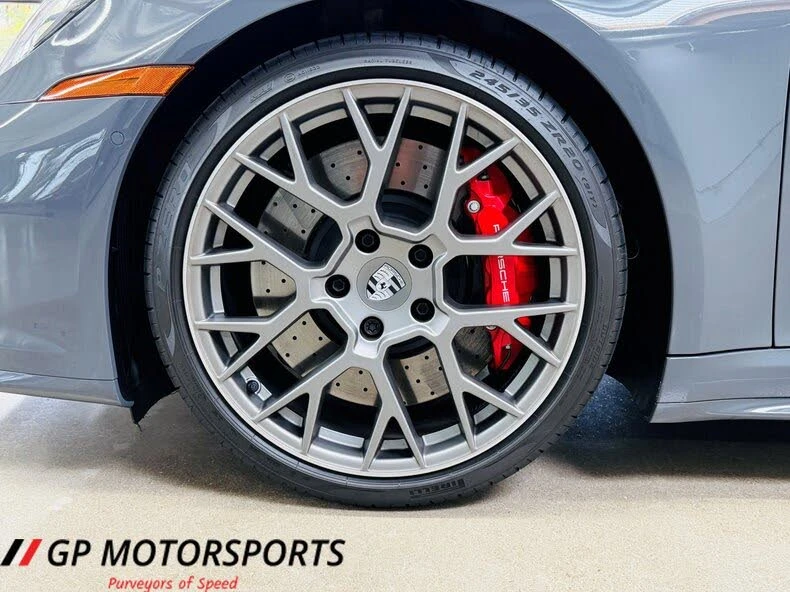 2025 Porsche 992 Carrera S - Image 19 of 31
